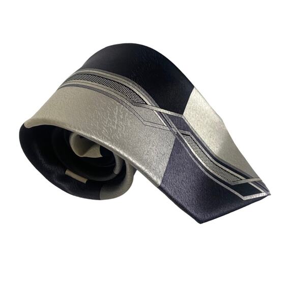 100% Silk Tie by Pierre Cardin - Black, Gray and Silver Pattern Design Wedding - Picture 9 of 9